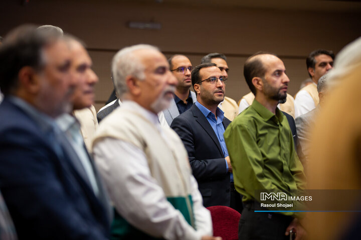 آیین افتتاح کانون خادمیاران رضوی شهدای خدمت در اصفهان