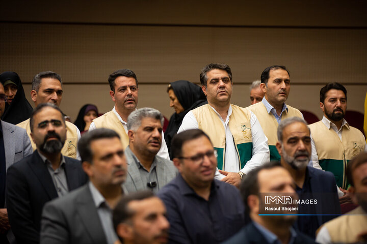 آیین افتتاح کانون خادمیاران رضوی شهدای خدمت در اصفهان