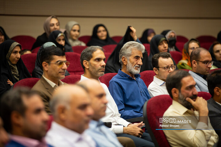 آیین افتتاح کانون خادمیاران رضوی شهدای خدمت در اصفهان