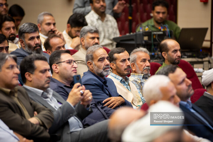 آیین افتتاح کانون خادمیاران رضوی شهدای خدمت در اصفهان