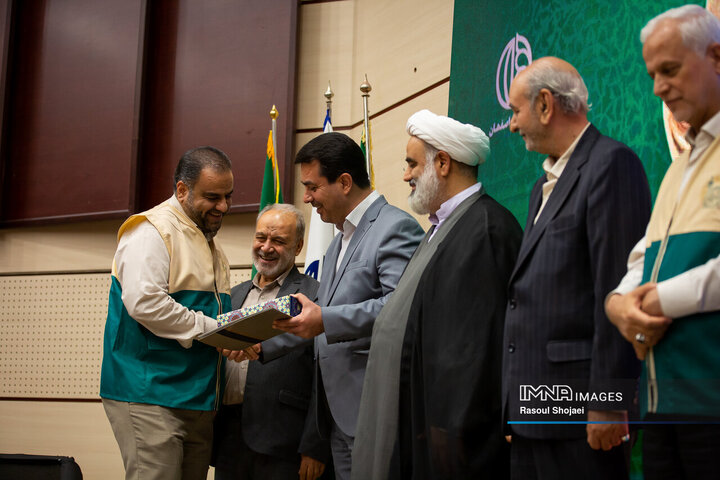 آیین افتتاح کانون خادمیاران رضوی شهدای خدمت در اصفهان