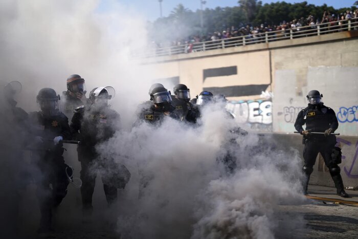 سومین روز اعتراضات مهاجرتی آمریکا در قاب تصویر