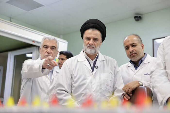 بازدید اعضای کمیسیون امنیت ملی مجلس از راکتور تحقیقاتی تهران