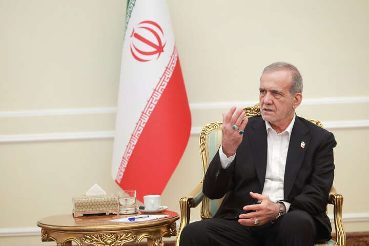 فیلم | ورود رئیس‌جمهور به استان ایلام