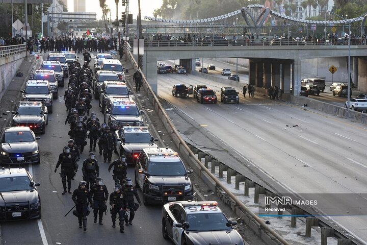 برخورد شدید با معترضان لس‌آنجلس