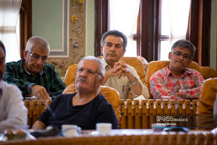 نشست خبری مدیر منطقه یک شهرداری اصفهان