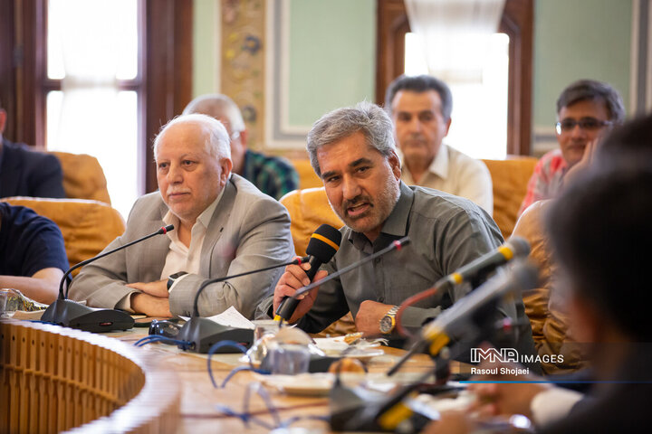 نشست خبری مدیر منطقه یک شهرداری اصفهان