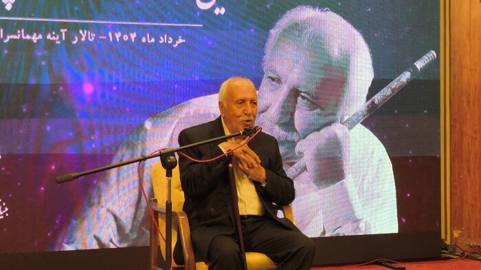 استاندار اصفهان: هنرمند، روشنیبخش راه تعالی انسان است