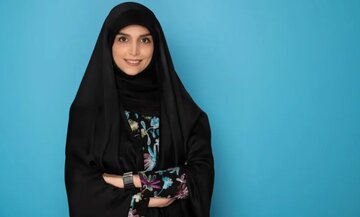 مژده لواسانی در برنامه ۱۰۰۱ + بیوگرافی، فعالیت و اجراها