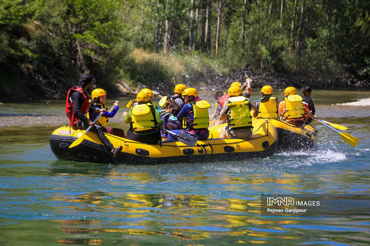 هیجان رفتینگ در بستر زاینده رود