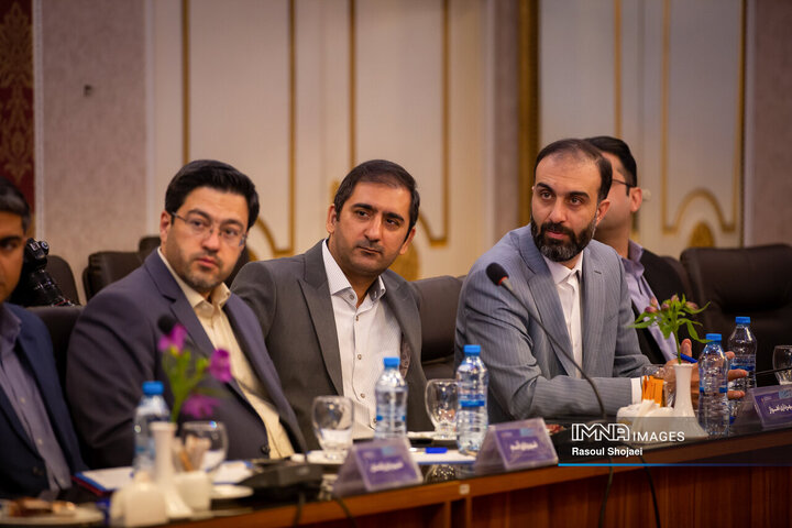 افتتاح سی‌و‌سومین نشست کمیته ارتباطات و امور بین‌الملل مجمع شهرداران کلان‌شهرهای ایران