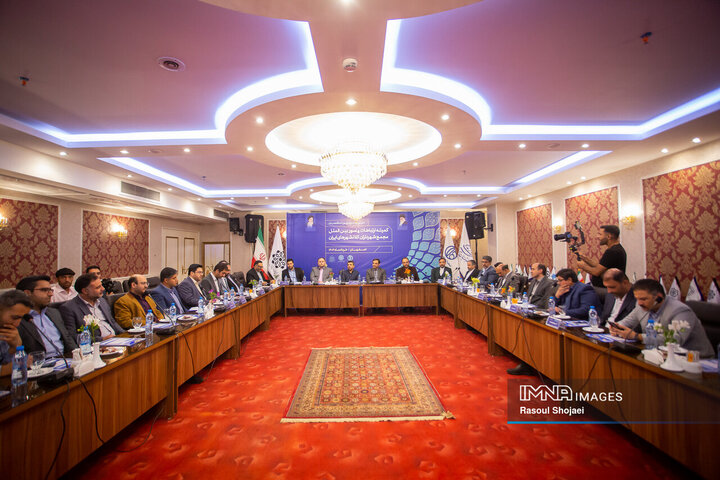 افتتاح سی‌و‌سومین نشست کمیته ارتباطات و امور بین‌الملل مجمع شهرداران کلان‌شهرهای ایران