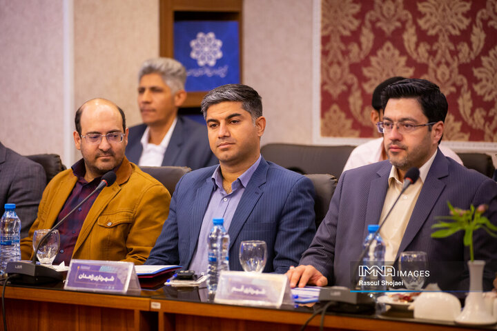 افتتاح سی‌و‌سومین نشست کمیته ارتباطات و امور بین‌الملل مجمع شهرداران کلان‌شهرهای ایران