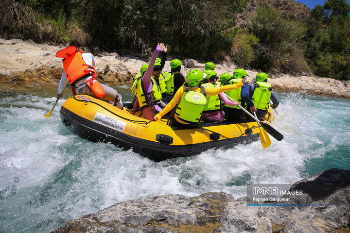 هیجان رفتینگ در بستر زاینده رود