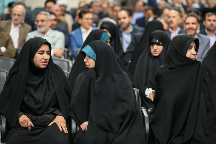 دیدار نمایندگان مجلس شورای اسلامی با رهبر انقلاب