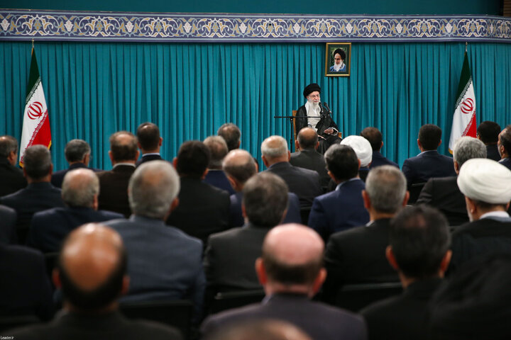 دیدار نمایندگان مجلس شورای اسلامی با رهبر انقلاب