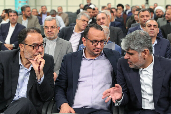 دیدار نمایندگان مجلس شورای اسلامی با رهبر انقلاب