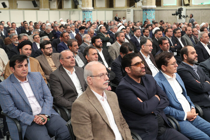 دیدار نمایندگان مجلس شورای اسلامی با رهبر انقلاب