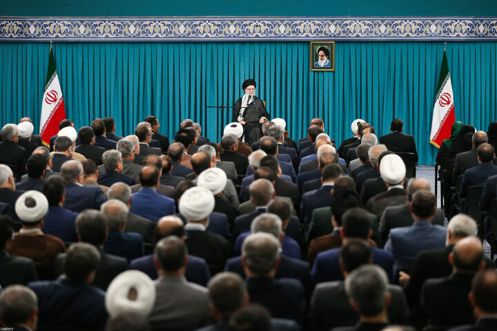 دیدار نمایندگان مجلس شورای اسلامی با رهبر انقلاب