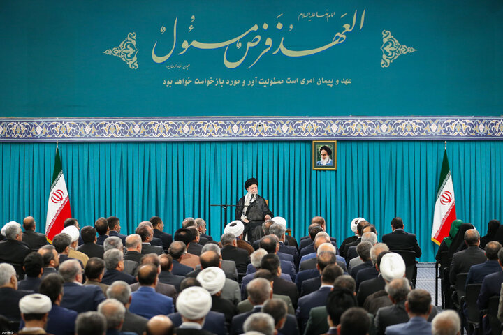 دیدار نمایندگان مجلس شورای اسلامی با رهبر انقلاب