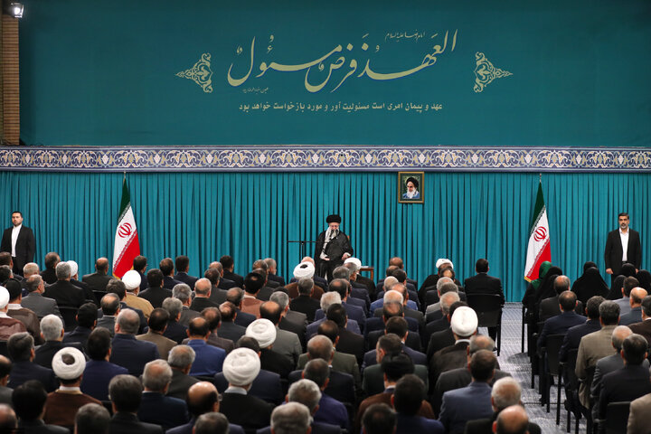 دیدار نمایندگان مجلس شورای اسلامی با رهبر انقلاب