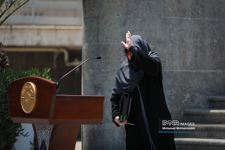 در حاشیه جلسه هیئت دولت