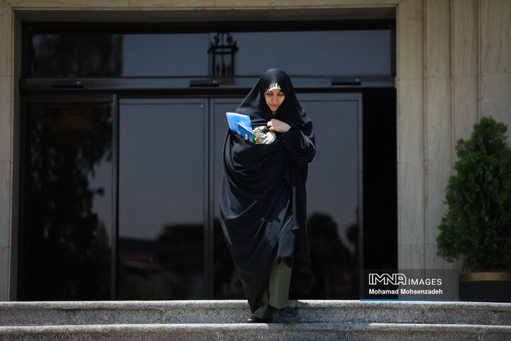 در حاشیه جلسه هیئت دولت