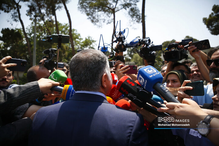 در حاشیه جلسه هیئت دولت