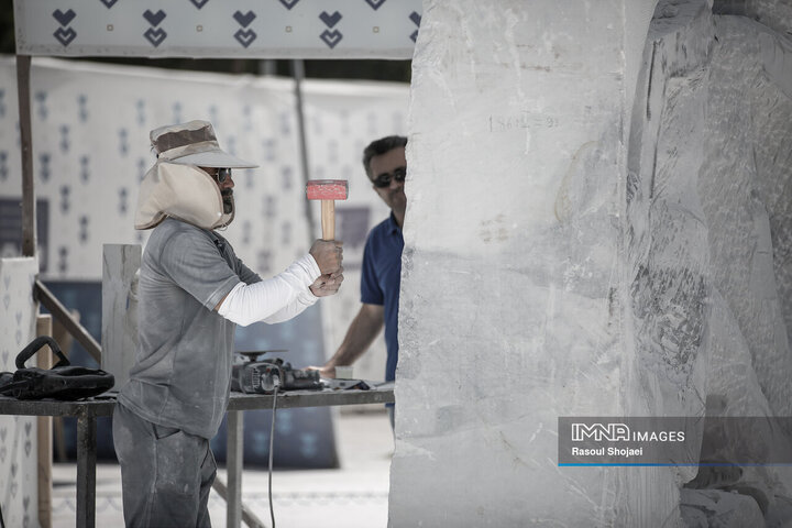 نخستین سمپوزیوم بین‌المللی مجسمه‌سازی سنگ در اصفهان