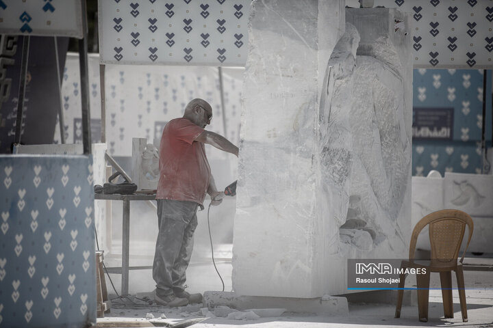 نخستین سمپوزیوم بین‌المللی مجسمه‌سازی سنگ در اصفهان