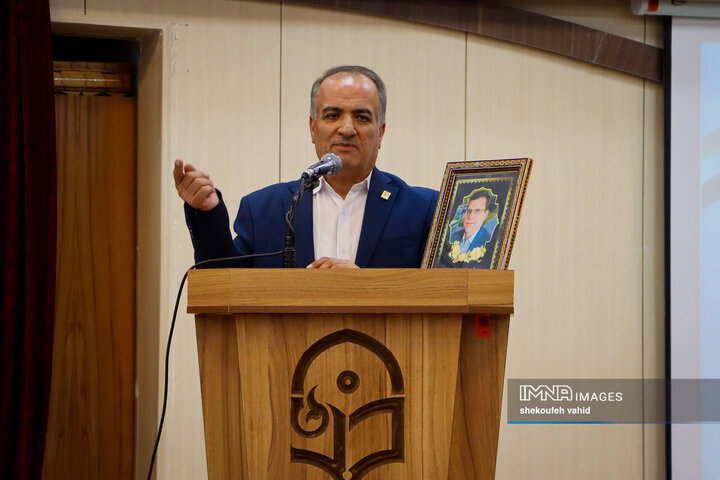 آئین تکریم و معارفه رئیس دانشگاه فرهنگیان استان اصفهان