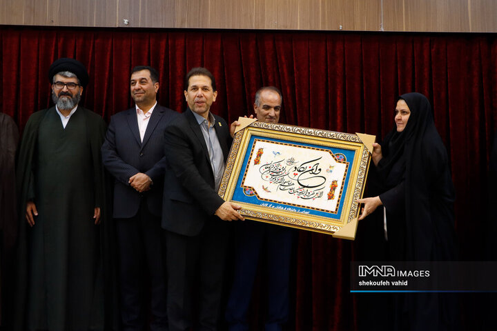 آئین تکریم و معارفه رئیس دانشگاه فرهنگیان استان اصفهان