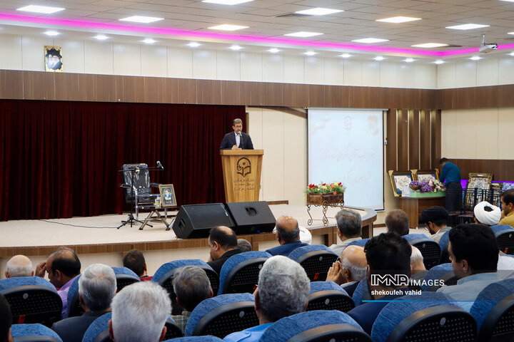 آئین تکریم و معارفه رئیس دانشگاه فرهنگیان استان اصفهان