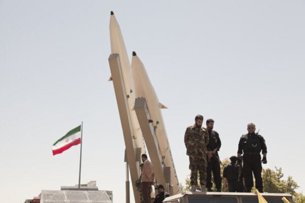 Iran Successfully Tests Missile with Two-Ton Warhead, Defense Minister Announces