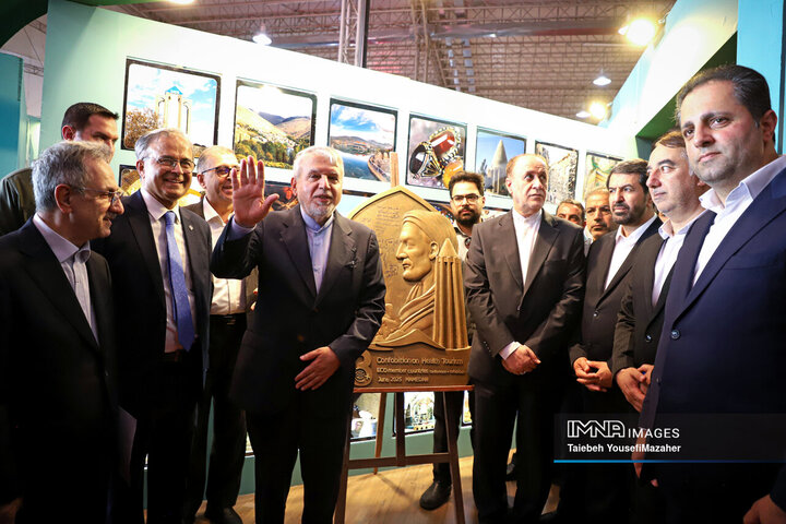 نمایشگاه تخصصی گردشگری سلامت اکو در همدان