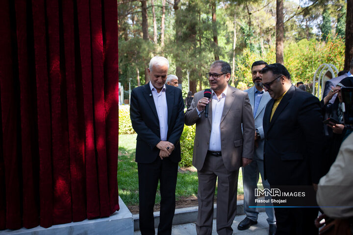 آیین بهره‌برداری از گذر صنایع دستی اصفهان