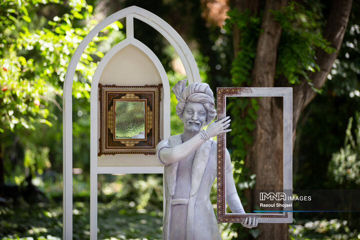 آیین بهره‌برداری از گذر صنایع دستی اصفهان