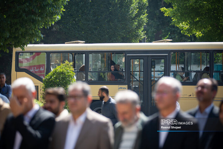 آیین بهره‌برداری از گذر صنایع دستی اصفهان