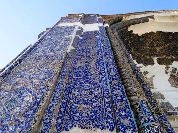 نامی که بر ستون تاریخ حک شد/ رد پای علی(ع) در هنر و معماری ایران