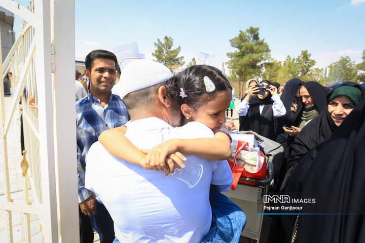 بازگشت اولین گروه حجاج اصفهانی از حج تمتع