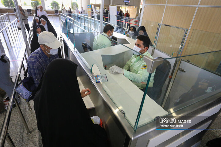 بازگشت اولین گروه حجاج اصفهانی از حج تمتع