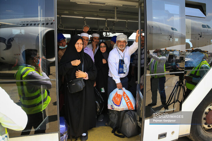 جابه‌جایی حجاج از پایانه‌های مرزی کشور بدون وقفه در حال انجام است