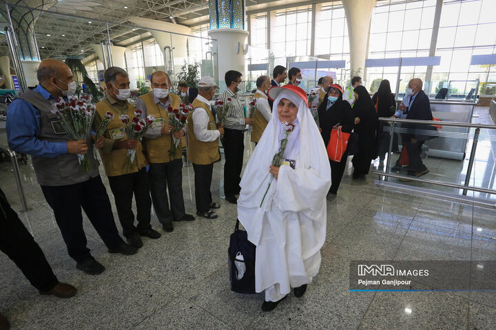 بازگشت حجاج بدون لغو پرواز و با حداقل تأخیر