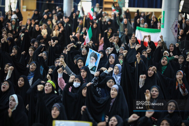 تجم مردم اراک در محکومیت تجاوز رژیم صهیونیستی به حریم کشور