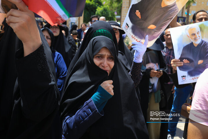 تجمع مردم اصفهان در محکمیت تجاوز رژیم صهیونیستی به کشور