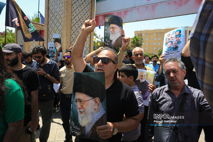 تجمع مردم اصفهان در محکمیت تجاوز رژیم صهیونیستی به کشور