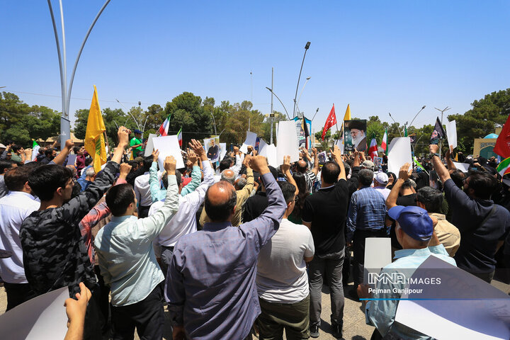 تجمع مردم اصفهان در محکمیت تجاوز رژیم صهیونیستی به کشور