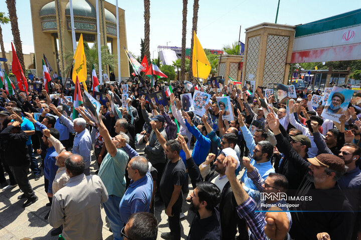 تجمع مردم اصفهان در محکمیت تجاوز رژیم صهیونیستی به کشور