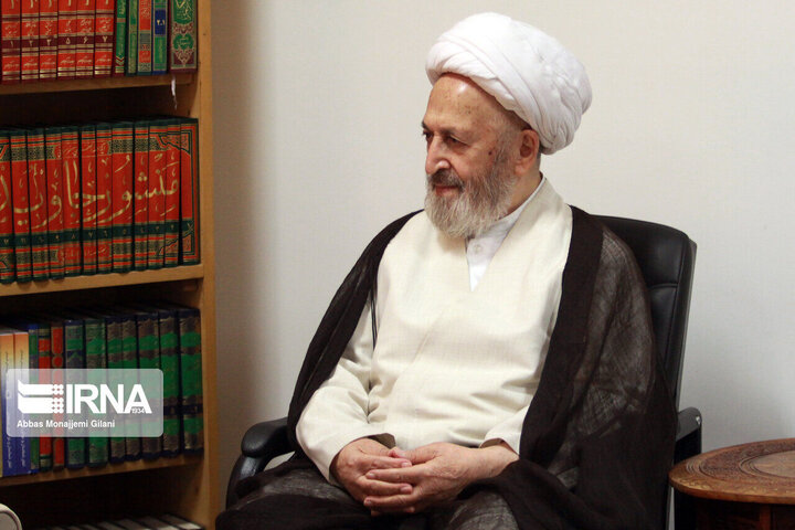 آیت‌الله سبحانی: با عزم راسخ انتقام خون شهیدان گرفته شود