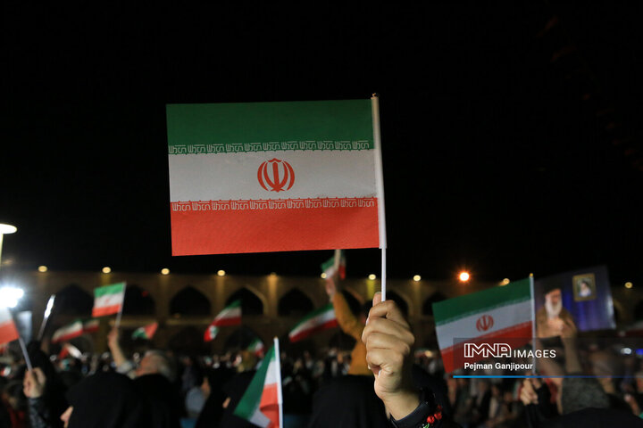 اجتماع خودجوش و حماسی مردم اصفهان در پشتیبانی انتقام ملی از رژیم صهیونی